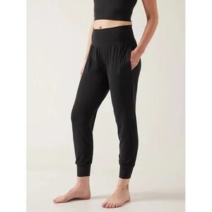 ATHLETA Salutation Jogger in Powervita XLT XL TALL  Black Yoga Pants Athleisure